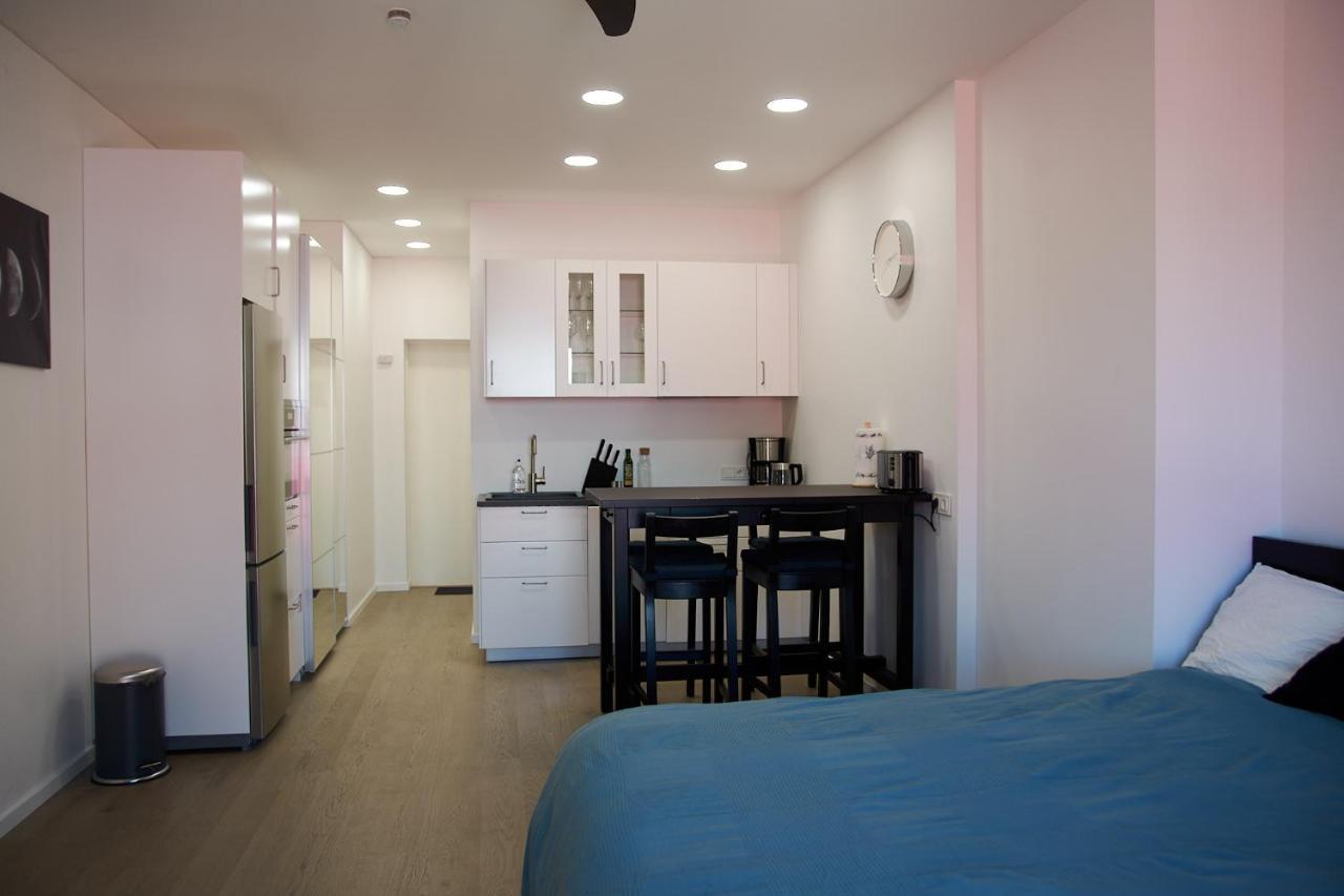 Studio Apartment In The Heart Of Riga Old Town Экстерьер фото